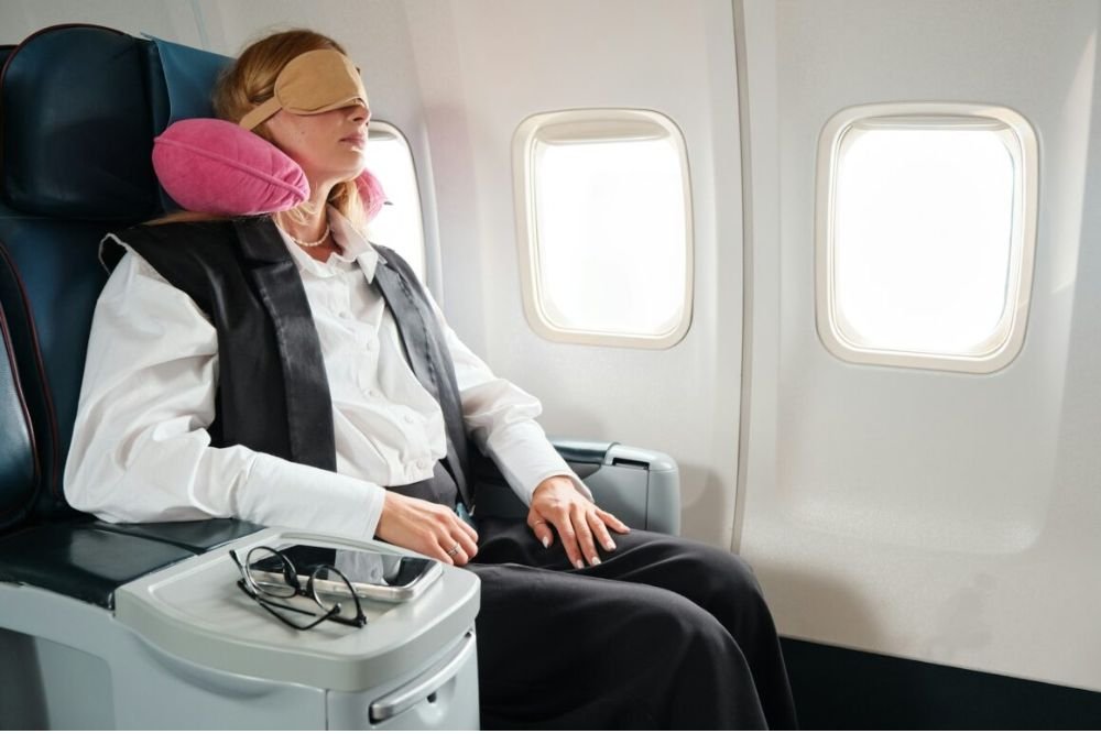 Good Airplane Etiquette Everyone Should Follow